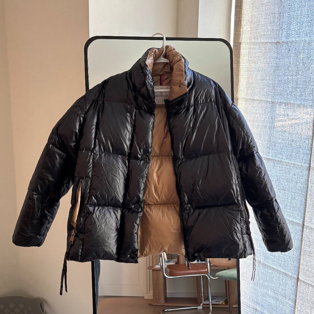 Moncler Parana Women’s Black Puffer Jacket